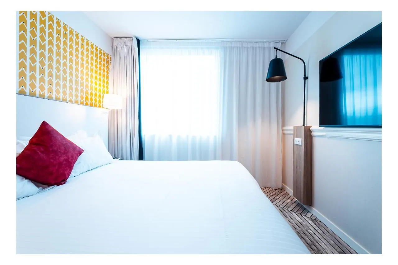 酒店 The Originals Boutique, Maison Montmartre Les Puces 4*