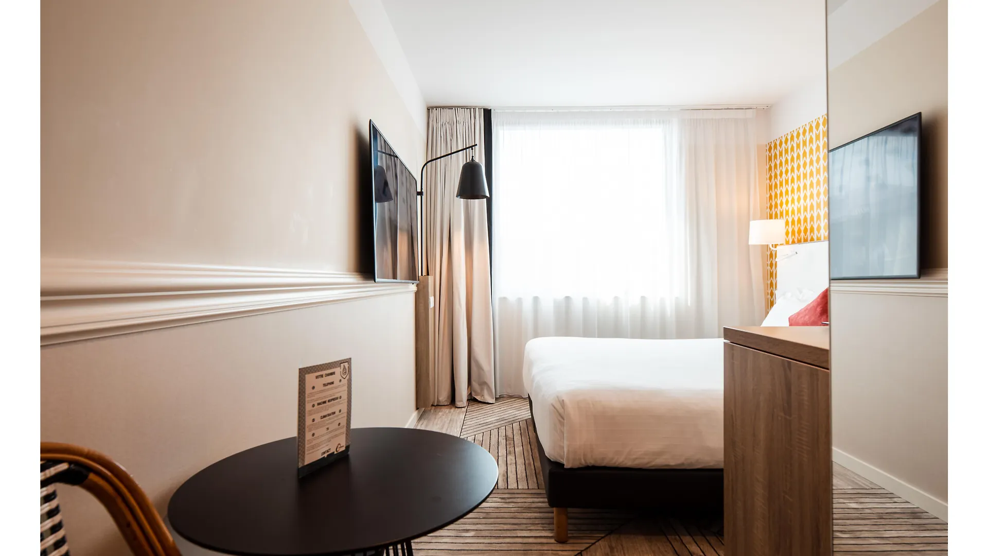The Originals Boutique, Maison Montmartre Les Puces Hotel 4*